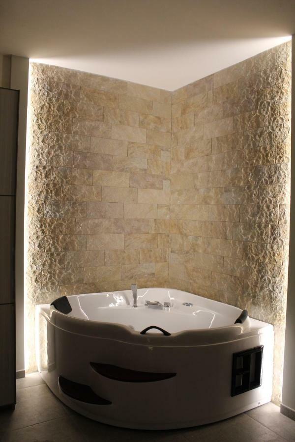Villa Martina Luxury Rooms ديسينسانو ديل غاردا المظهر الخارجي الصورة